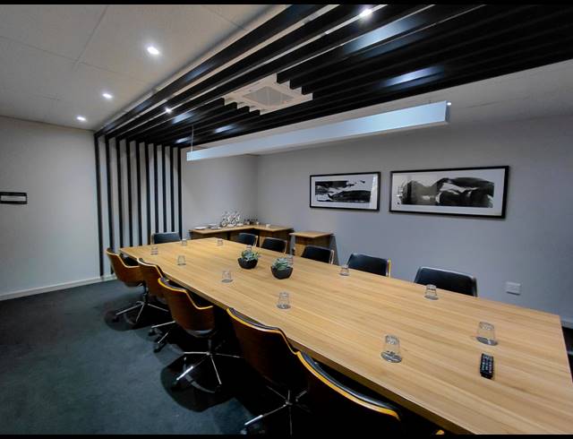 15M² OFFICE TO LET IN HURLINGHAM
